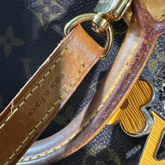 Louis Vuitton Brown and Tan Monogram with strap and keychain charm - Picture 8 of 13